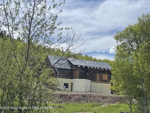 777 Richardson Creek Rd, Afton, WY 83110