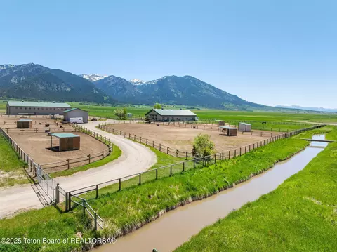 86 Hawks Rest Rd, Etna, WY 83118