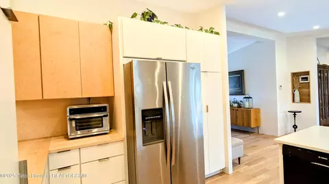 Kitchen - 98 Big Bear Ln, Victor, ID 83455 photo 5 of 5