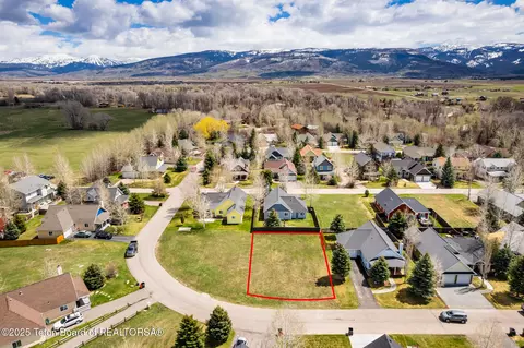 799 Streamside St, Driggs, ID 83422 photo 1