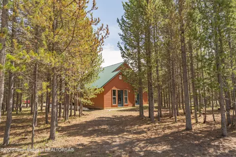4515 Weslin Trl, Island Park, ID 83429