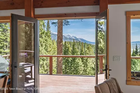 6785 Lupine Trl, Wilson, WY 83014