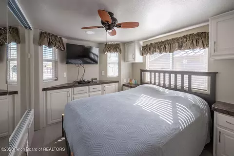 Bedroom - 228 Oxbow Dr, Thayne, WY 83127 photo 1 of 2