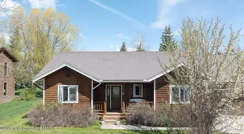 865 Seneca Ln, Jackson, WY 83001