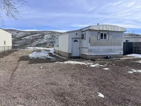 706 Star Ave, Kemmerer, WY 83101