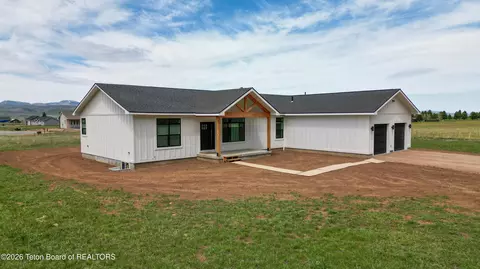 313 Nightshade Ct, Afton, WY 83110