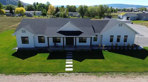 162 Honeybee Ln, Afton, WY 83110