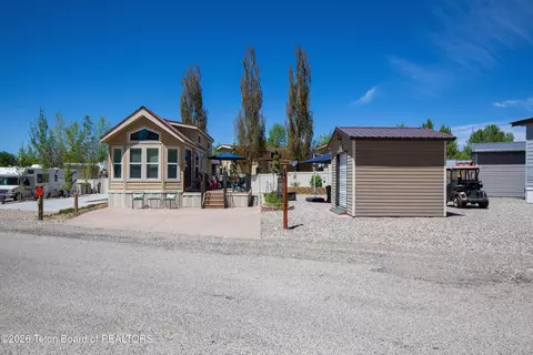 169 Whiffle Tree Dr, Star Valley Ranch, WY 83127