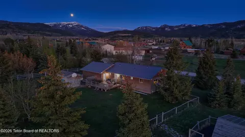 604 Trail Rd, Victor, ID 83455 photo 4
