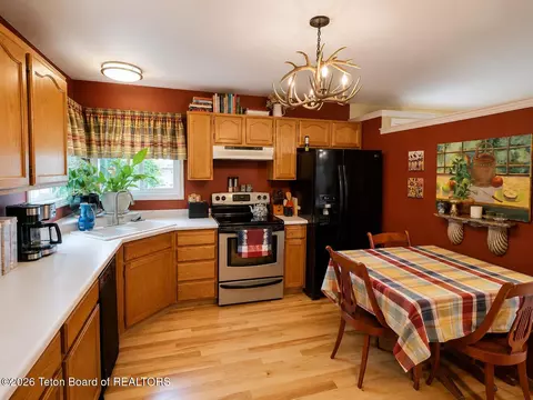 604 Trail Rd, Victor, ID 83455 photo 12