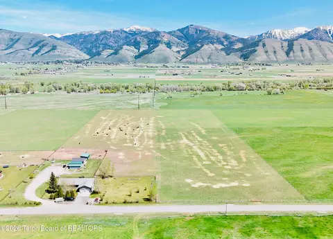 7700 Bitter Creek Rd, Afton, WY 83110