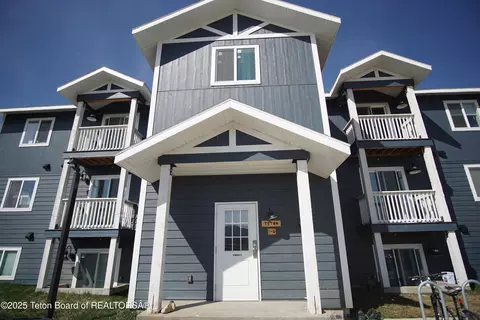 392 Clubmoss Ln, Driggs, ID 83422