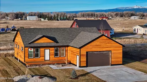 922 Stone Crop Rd, Victor, ID 83455