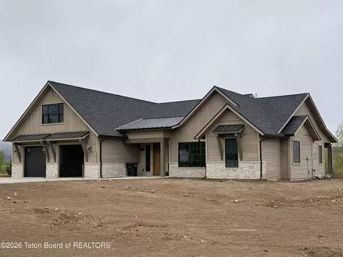 6252 Fox Meadows Dr, Victor, ID 83455