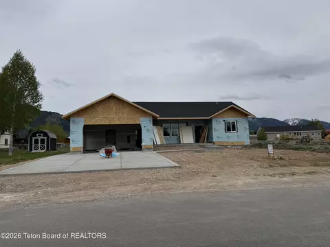 31 Brambleberry Dr, Star Valley Ranch, WY 83127