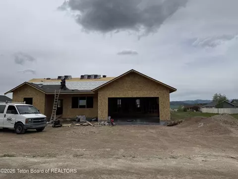 288 Holly Dr, Star Valley Ranch, WY 83127
