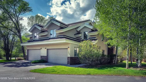 144 Cobble Creek Ln, Driggs, ID 83422