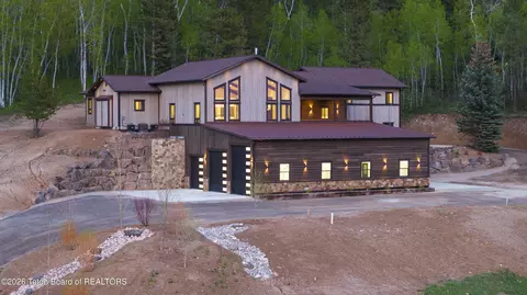 436 Stewart Creek Rd, Etna, WY 83118