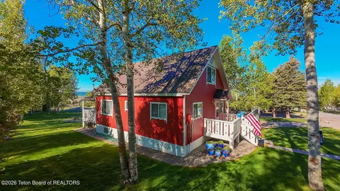 928 Vista Dr, Star Valley Ranch, WY 83127