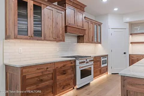 Kitchen - 1088 Couloir Ct, Driggs, ID 83422 photo 2 of 2