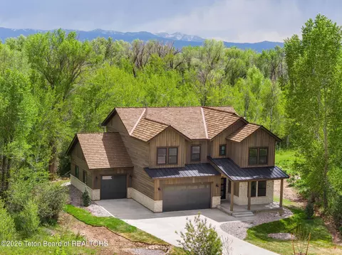 Exterior - 1088 Couloir Ct, Driggs, ID 83422 photo 9 of 9