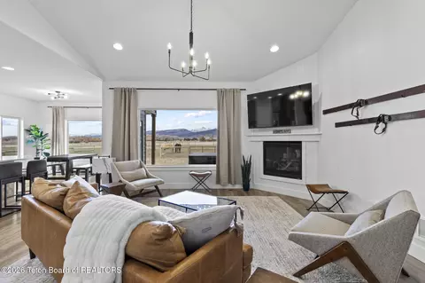 1449 Buckskin Loop, Victor, ID 83455 photo 13