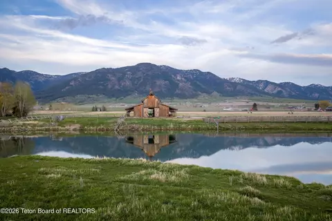 106723 Us 89, Etna, WY 83118