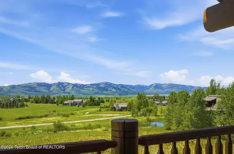 122 Hastings Dr #303, Victor, ID 83455