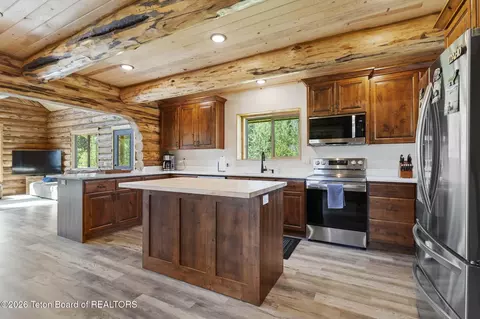 Kitchen - 1644 Shadow Loop S, Ashton, ID 83420 photo 2 of 7