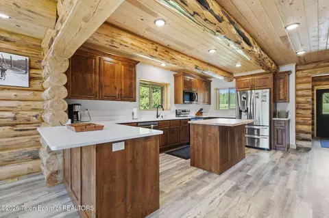Kitchen - 1644 Shadow Loop S, Ashton, ID 83420 photo 5 of 7