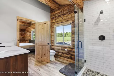 Bath - 1644 Shadow Loop S, Ashton, ID 83420 photo 2 of 3