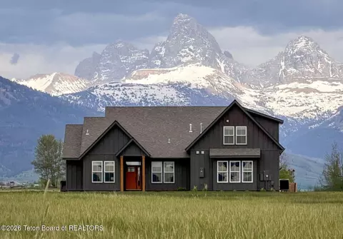 2282 Daydream Dr, Tetonia, ID 83452