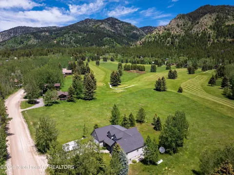 604 Vista West Dr, Star Valley Ranch, WY 83127