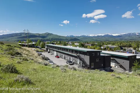 535 W Deer Dr #602, Jackson, WY 83001