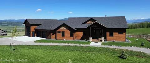 411 Western Sky Dr, Etna, WY 83118