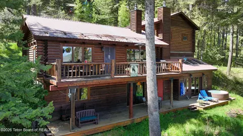 935 Snow King Dr, Jackson, WY 83001
