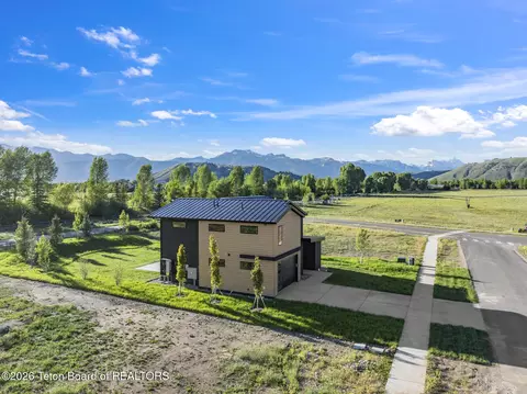 2515 S Cattle Dr, Jackson, WY 83001