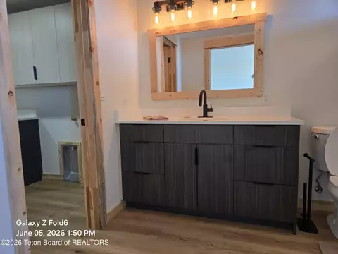 Bath - 45 Frontage Rd, Boulder, WY 82923 photo 6 of 9