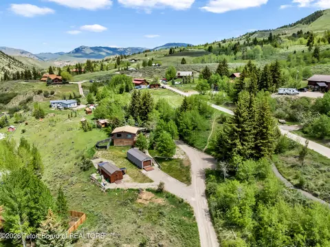 10900 S Dora St, Jackson, WY 83001