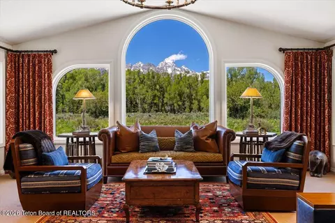 10720 10700 N Upper Meadow Rd, Jackson, WY 83001