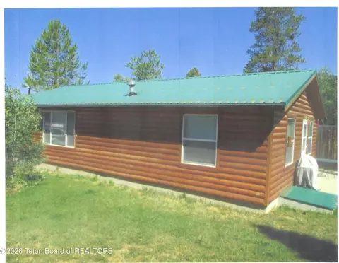 10 Foothill Blvd, Alpine, WY 83128