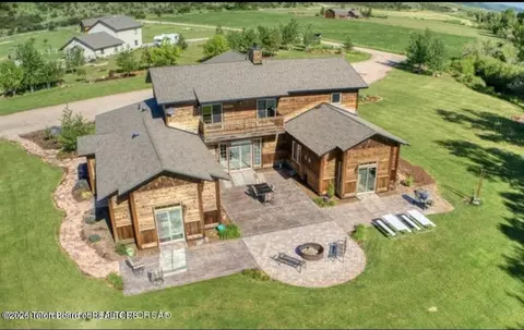 140 Big Ridge Meadows Dr, Smoot, WY 83126