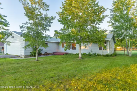 7979 Coyote Ln, Victor, ID 83455