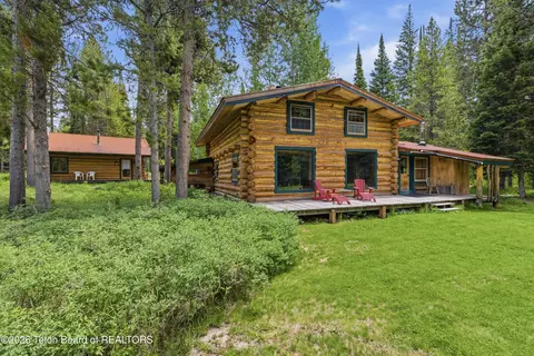 6475 Heck Of A Hill Rd, Wilson, WY 83014