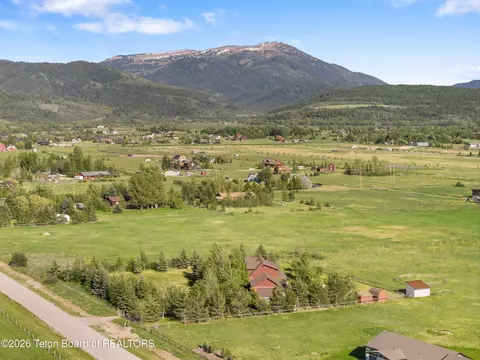 1189 S 9000, Victor, ID 83455