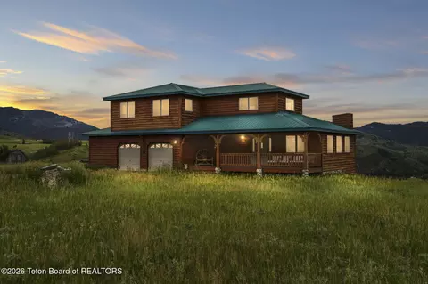 7585 S Squaw Creek Rd, Jackson, WY 83001
