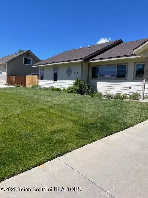 309 Spruce St, Pinedale, WY 82941