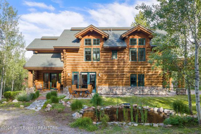 4420 W Bronco Rd, Wilson, WY 83014