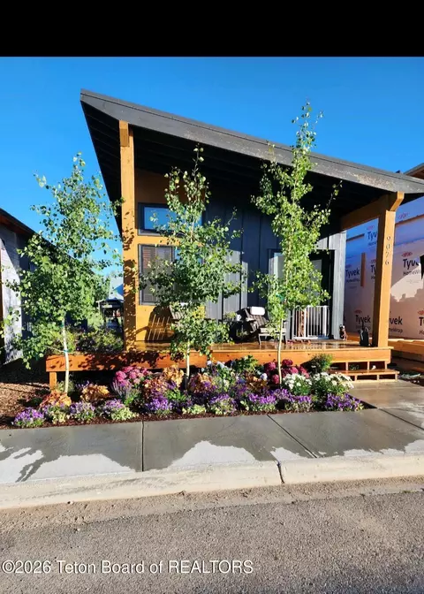 9076 Red Mountain Way, Victor, ID 83455