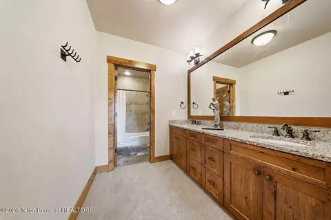 Bath - 92 Bison Dr, Victor, ID 83455 photo 4 of 7